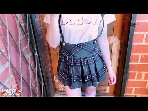 ❤️ Schoolgirl Mengisap penisnya dalam-dalam dan meniduri alih-alih kelas. ️ Video seks di id.pornoboden.ru ️❤